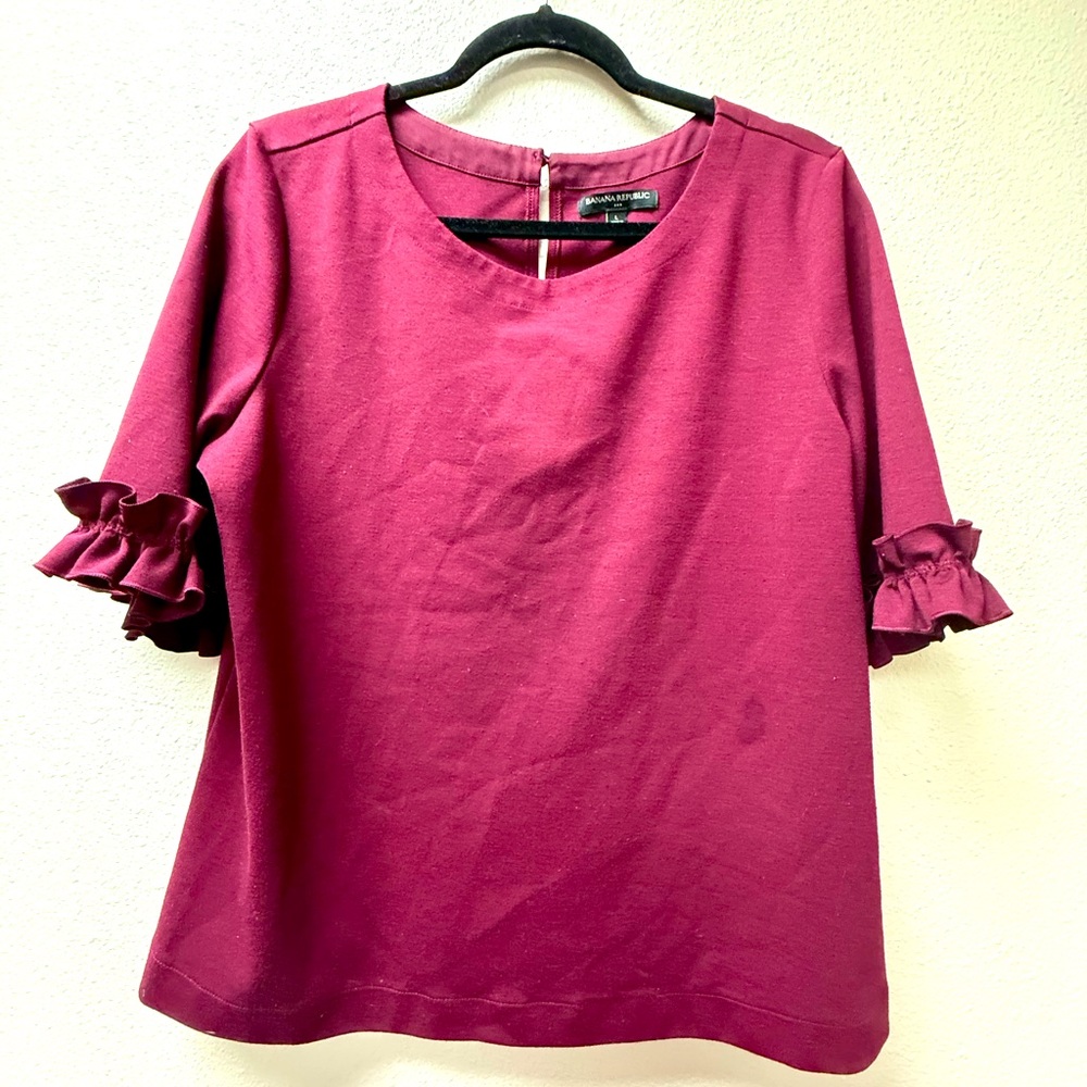 Banana Republic Burgundy Blouse. Large. Excellent Condition